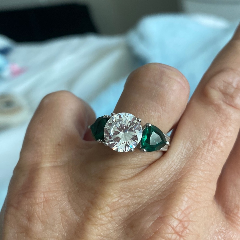 Judith Ripka 925 ring . Size 6